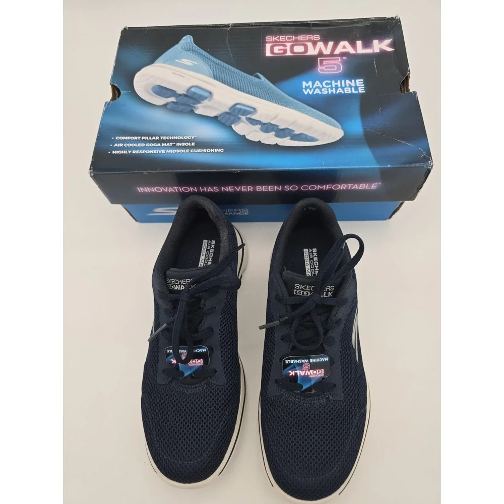 SKECHERS GOwalk 5 size 6.5 Washable womens Lace-Up Mesh Sneaker Navy/White 15902
